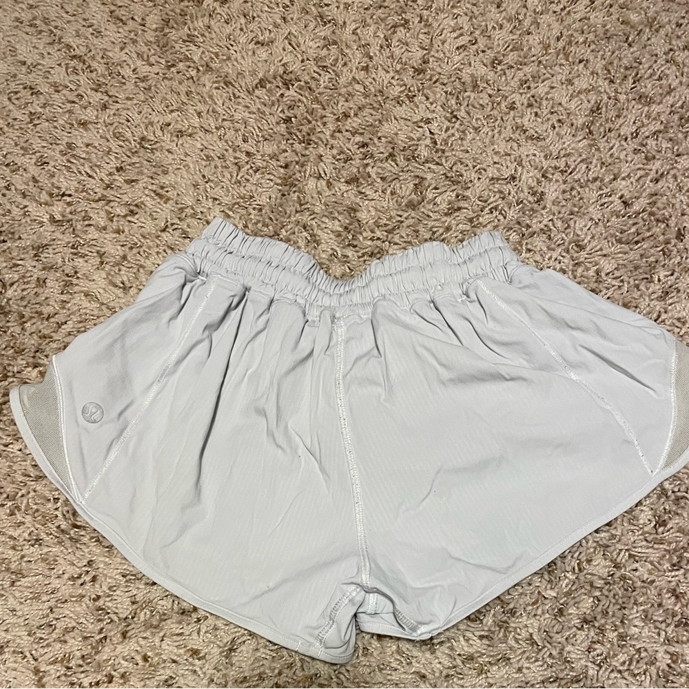 Lululemon hottie hot 2.5 size 2
